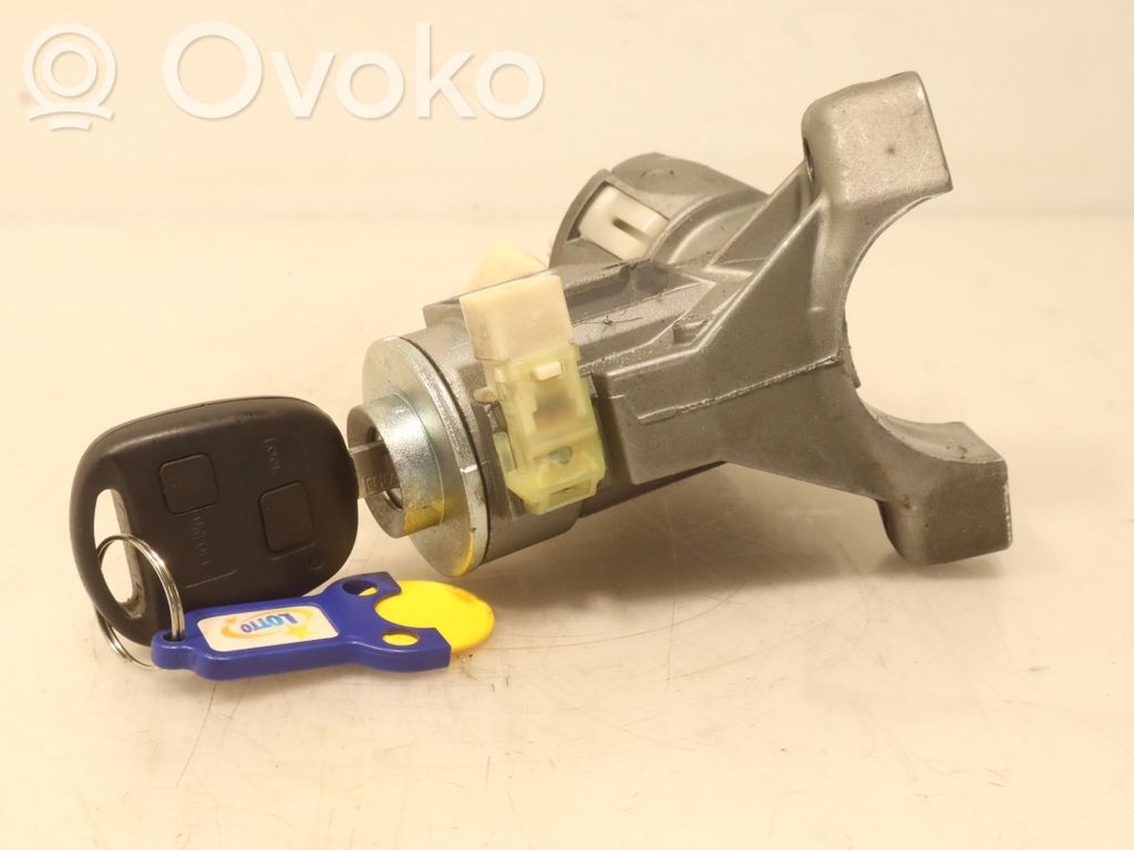 Toyota Yaris Užvedimo spynelė 