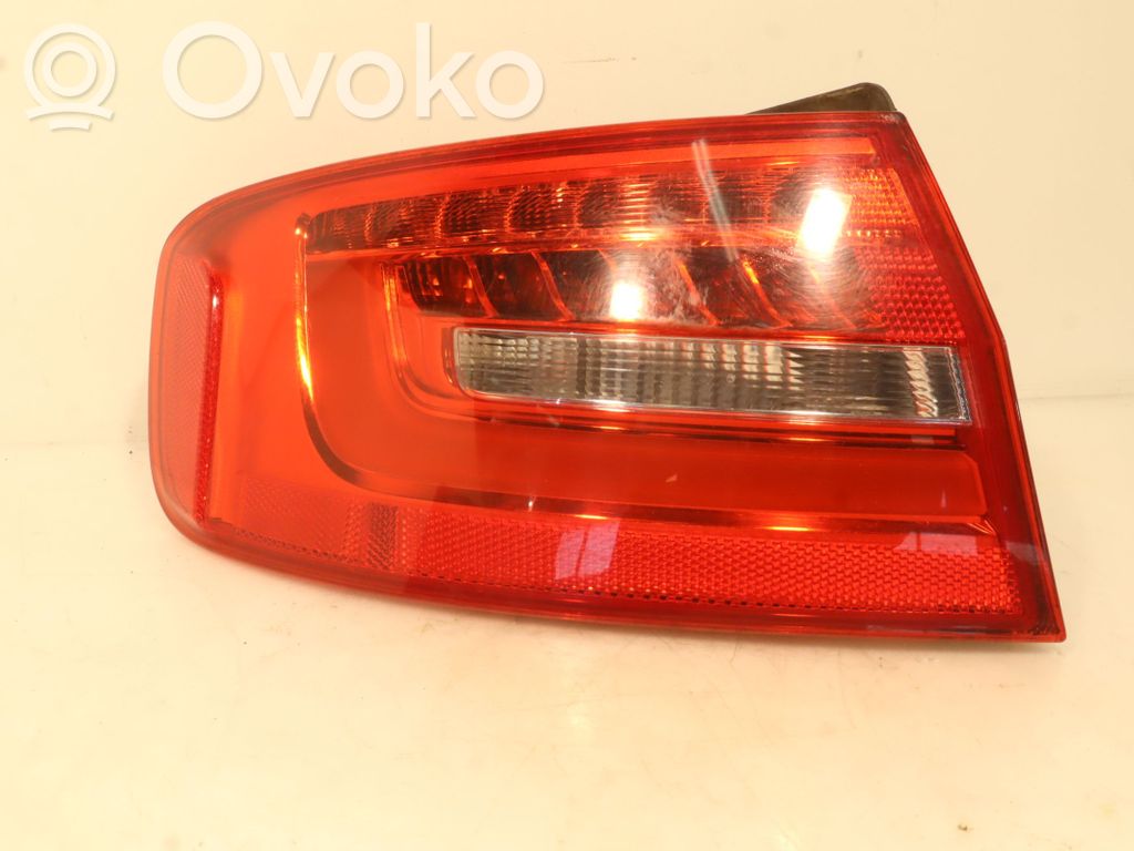 Audi A4 S4 B8 8K Lampă spate în caroserie 