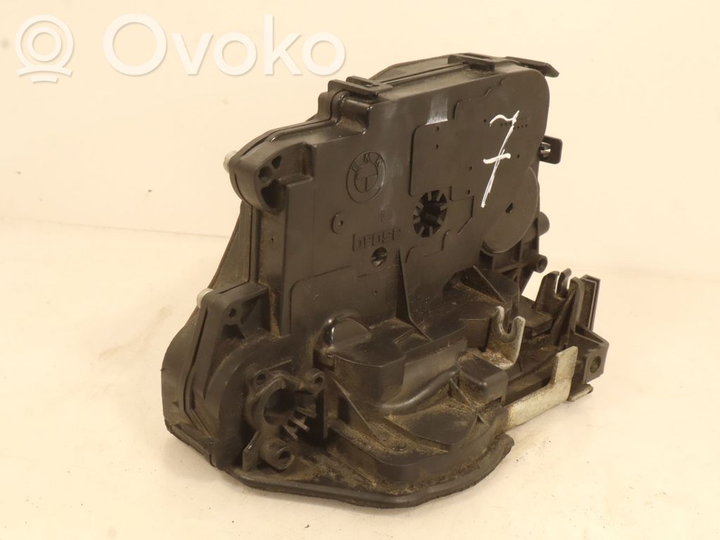 Front door lock   7229466