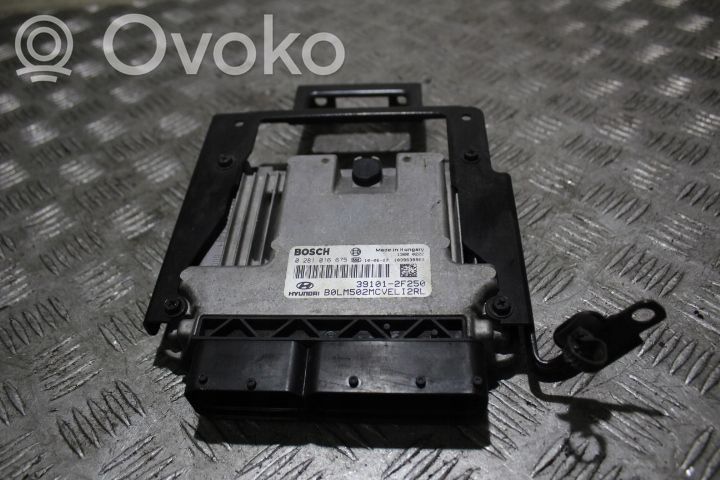 Hyundai ix35 Engine control unit/module ECU 