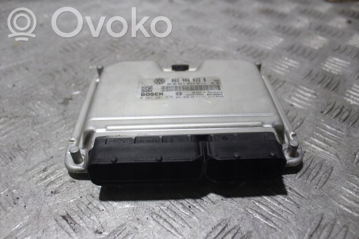 Volkswagen Touran I Engine control unit/module ECU 