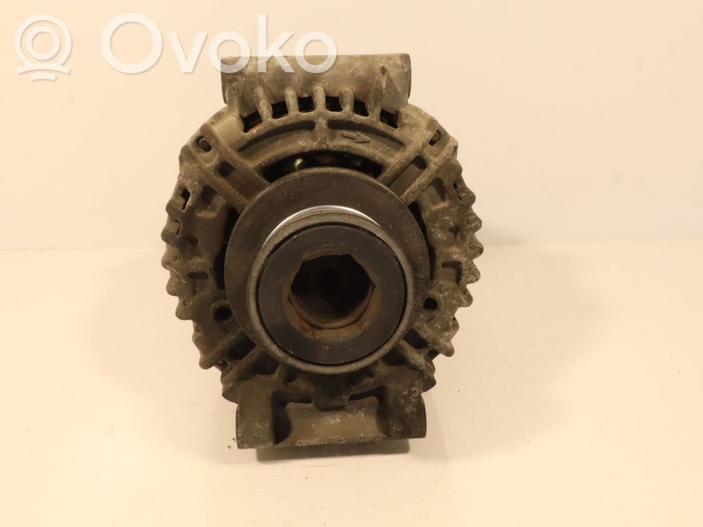 Renault Clio II Ģenerators 