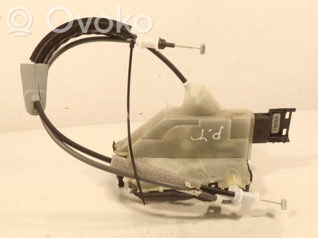 Citroen C3 Takaoven lukko 
