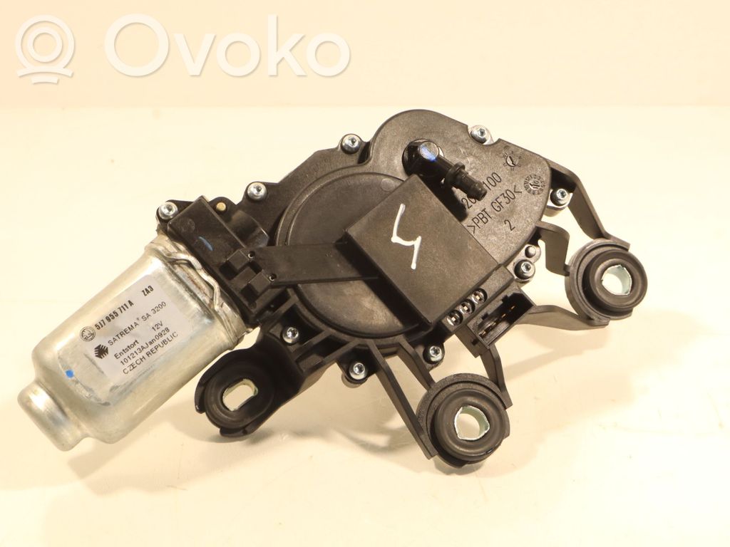 Skoda Fabia Mk2 (5J) Silniczek wycieraczki szyby tylnej 