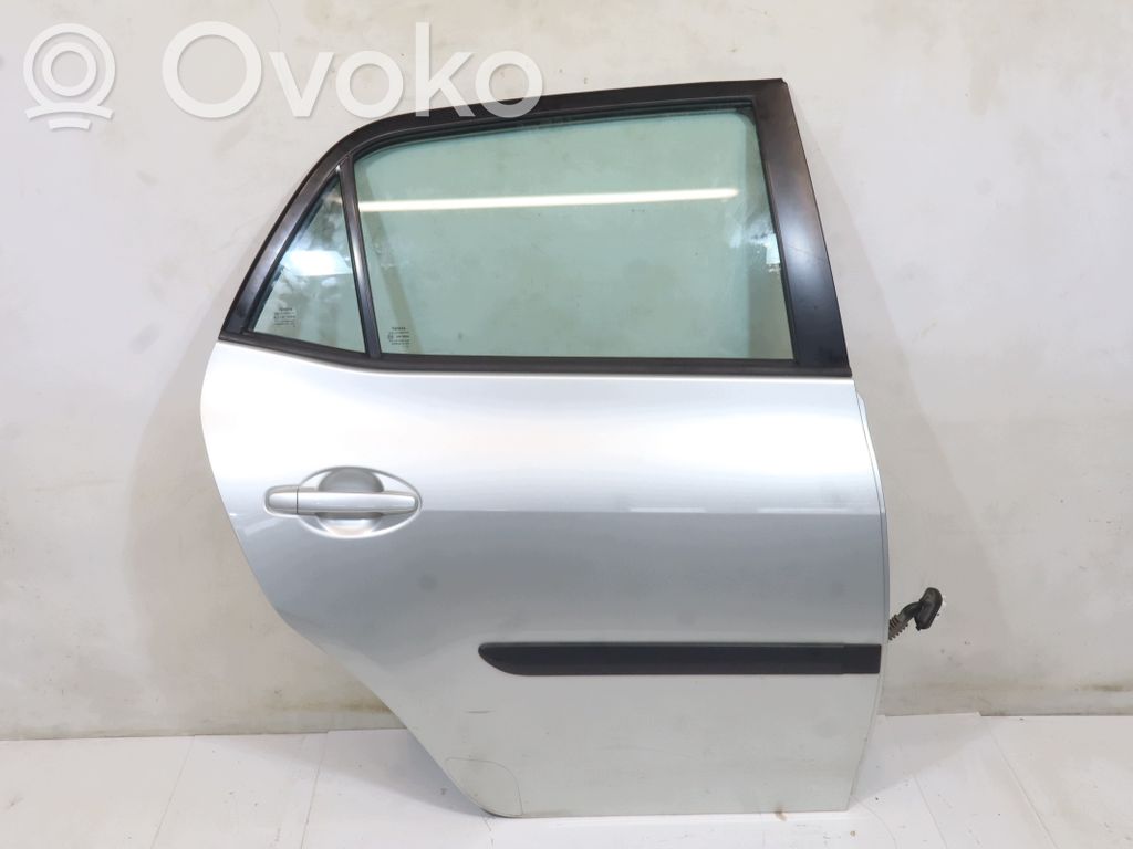 Toyota Auris 150 Takaovi 