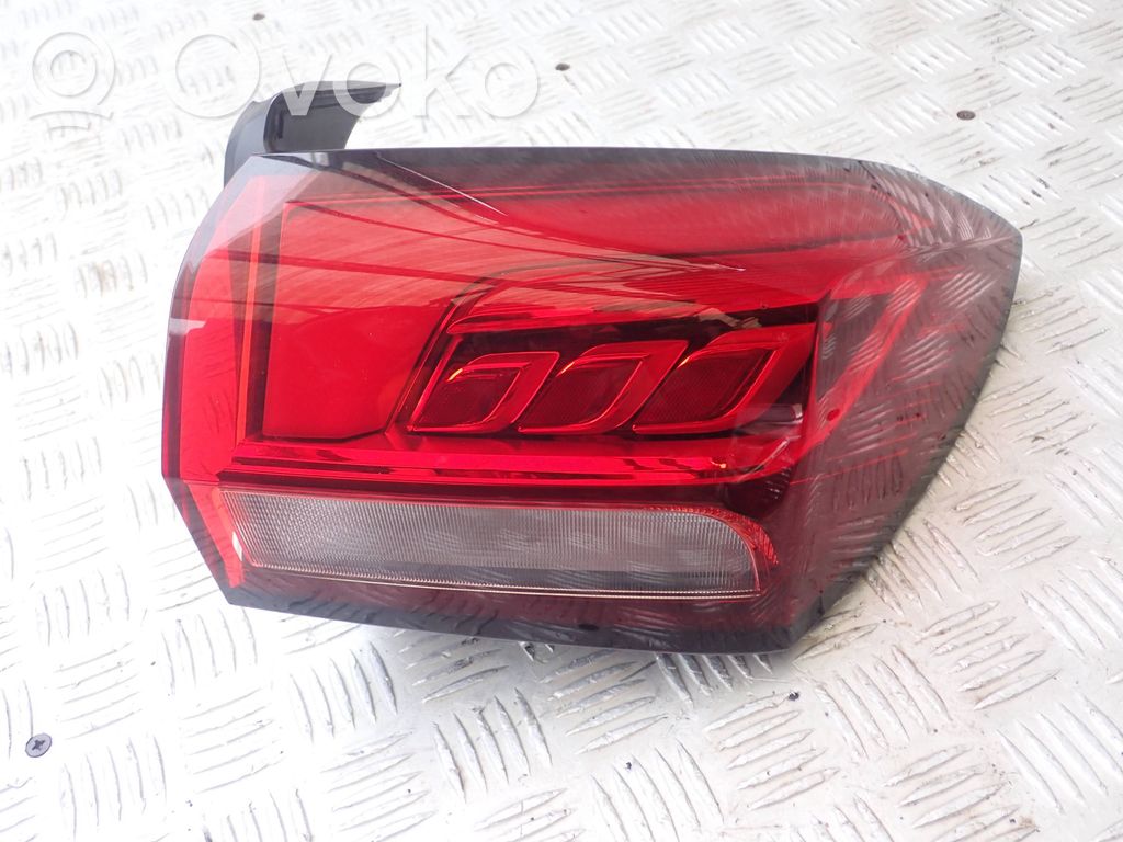 MG ZS Takapuskurin valo 