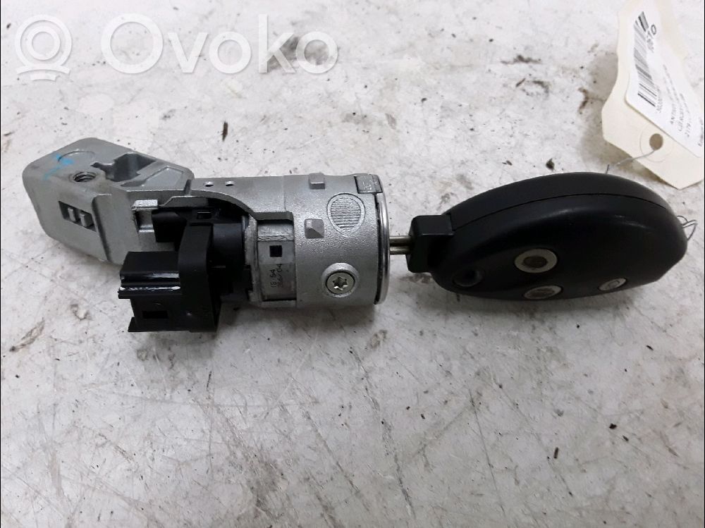 Ohjauspyörän lukitus   00004162FE