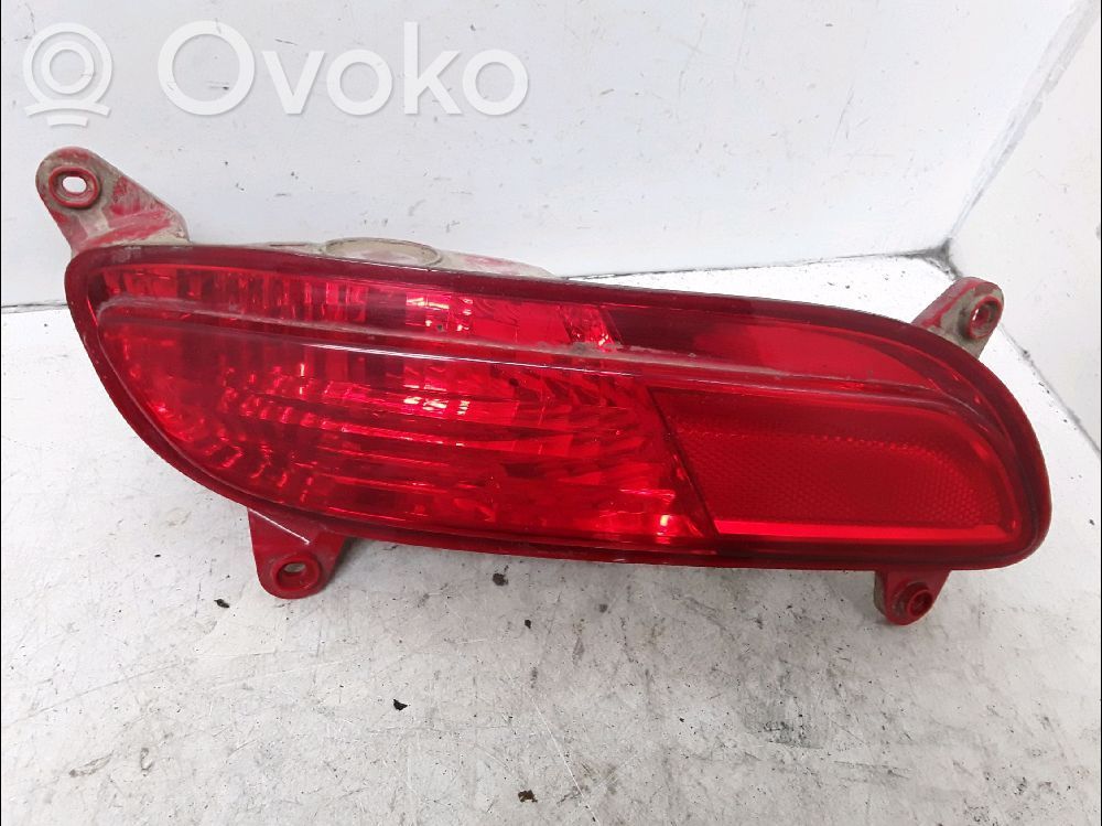 KIA Rio Miglas lukturis aizmugurē 