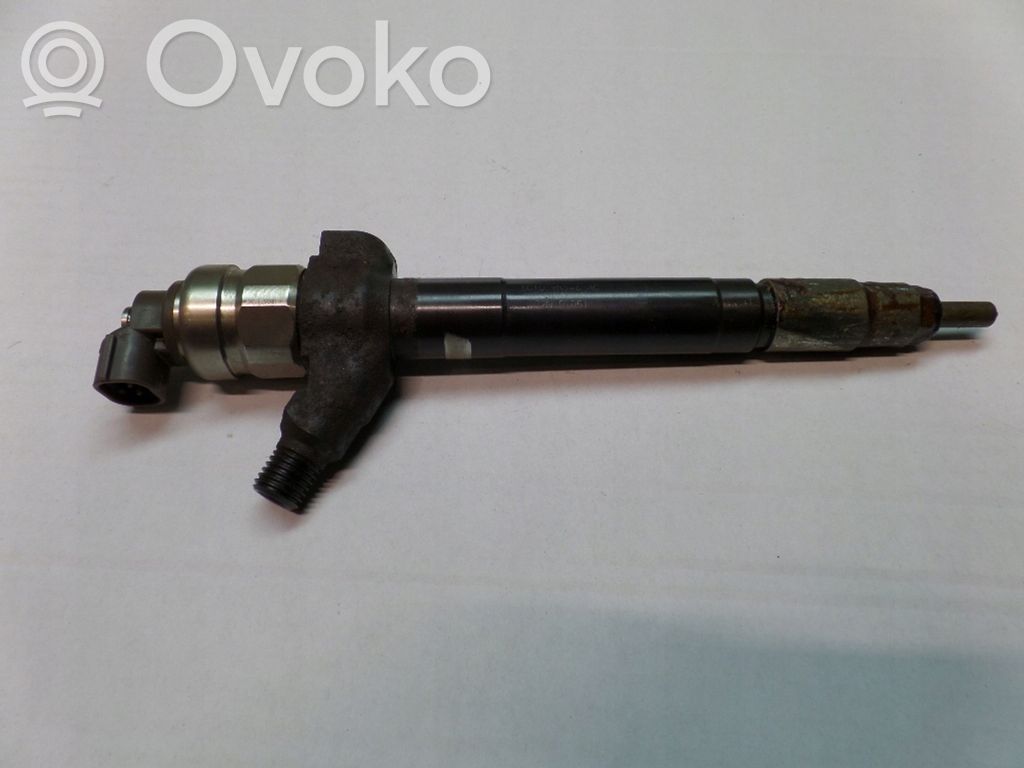 Inyector de combustible   9K546