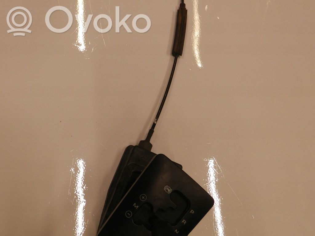 Peugeot 407 Gear shifter/selector 
