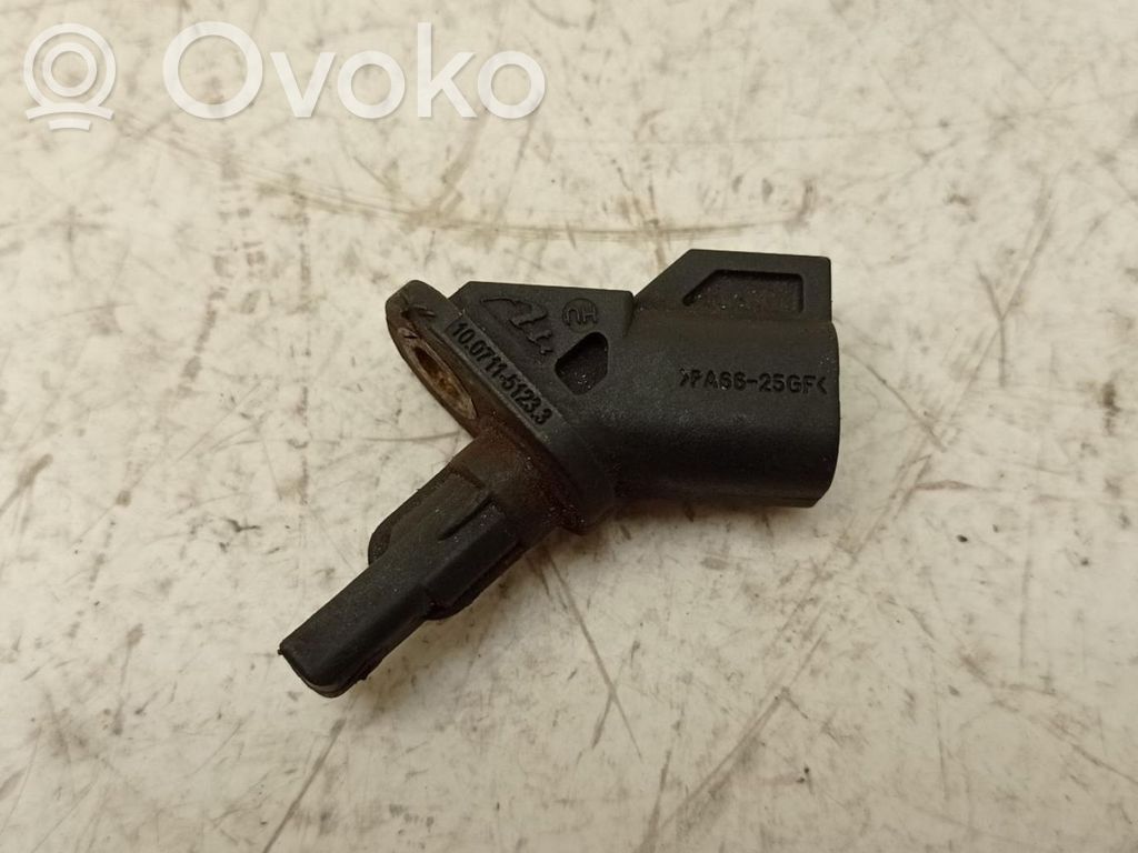 Kitas daviklis   3M5T2B372AB