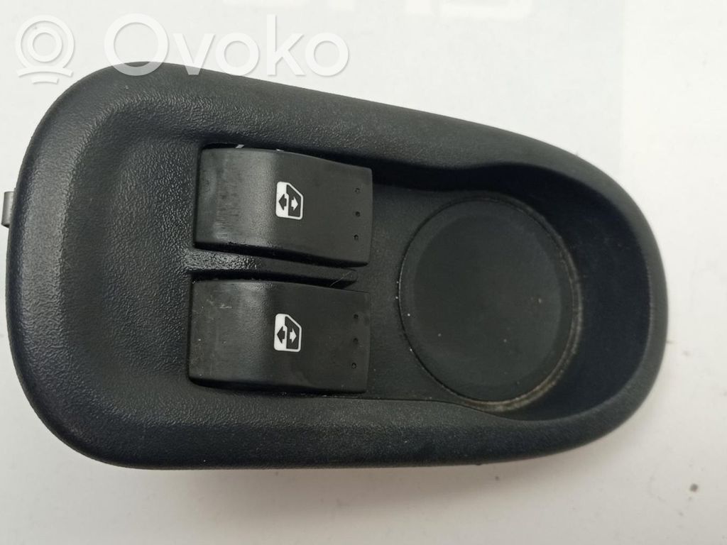Renault Kangoo I Electric window control switch 