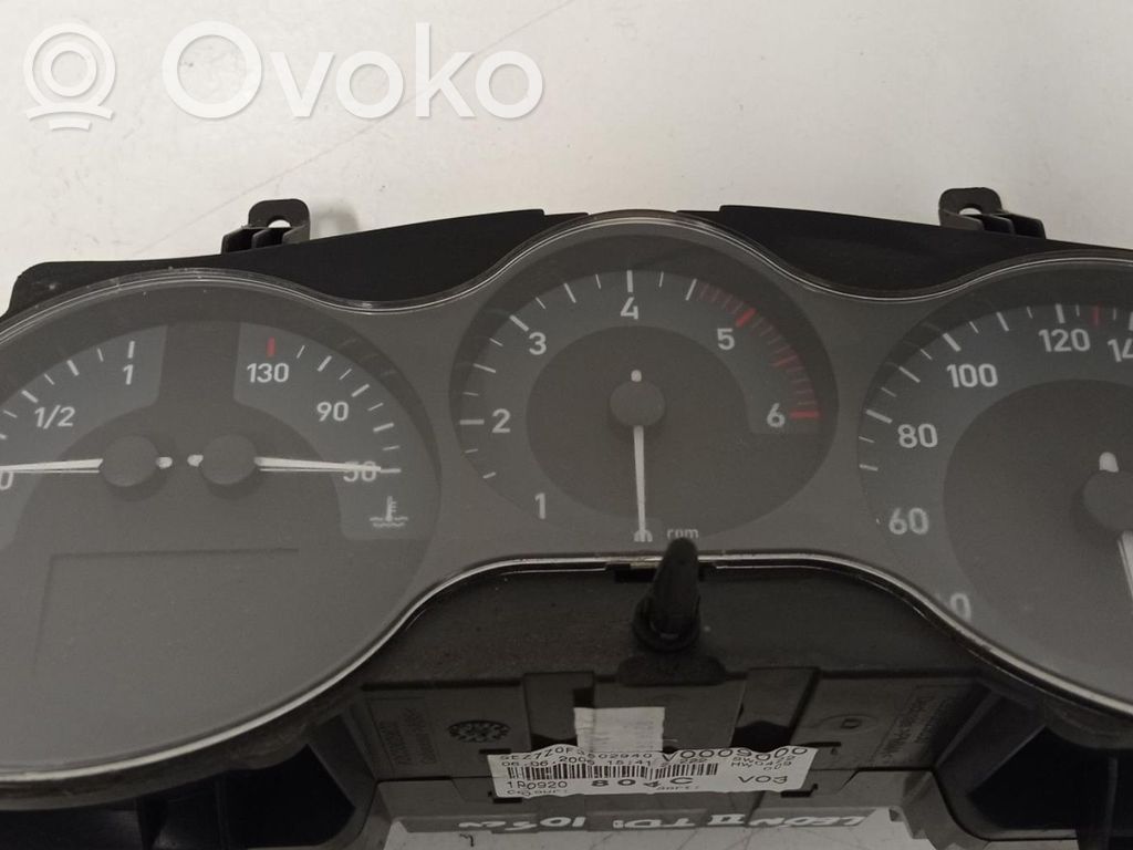 Seat Leon (1P) Speedometer (instrument cluster) 