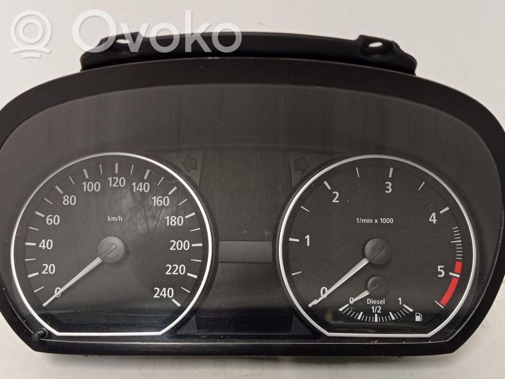BMW 1 E81 E87 Spidometras (prietaisų skydelis) 