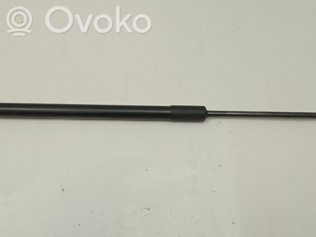 Mazda 2 Tailgate/trunk strut/damper 