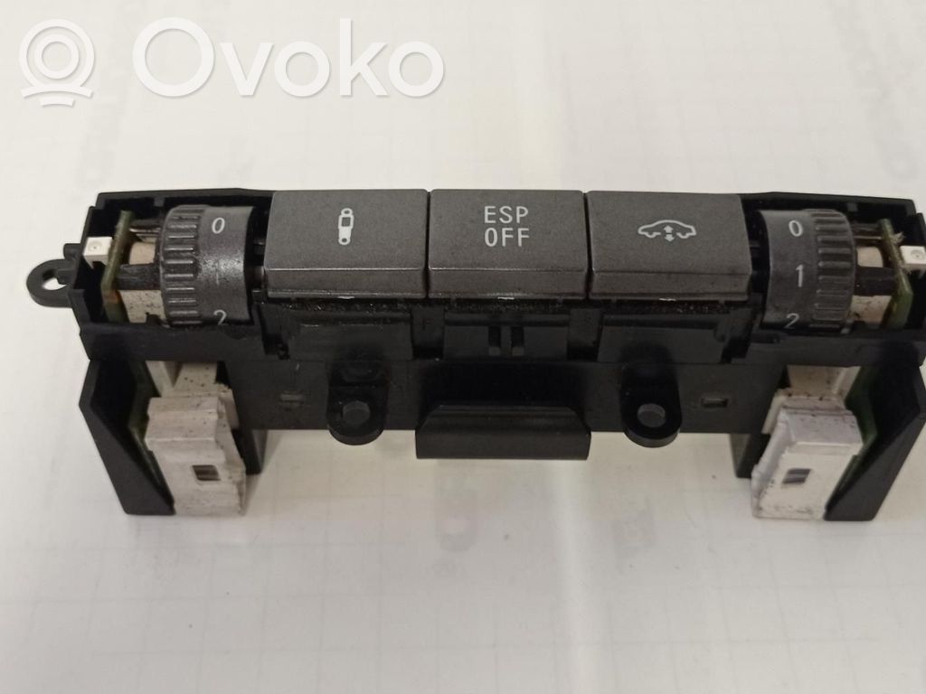 Volkswagen Phaeton Wiper turn signal indicator stalk/switch 