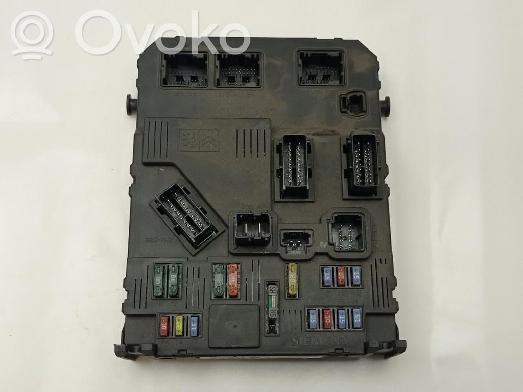 Citroen C3 Fuse module 