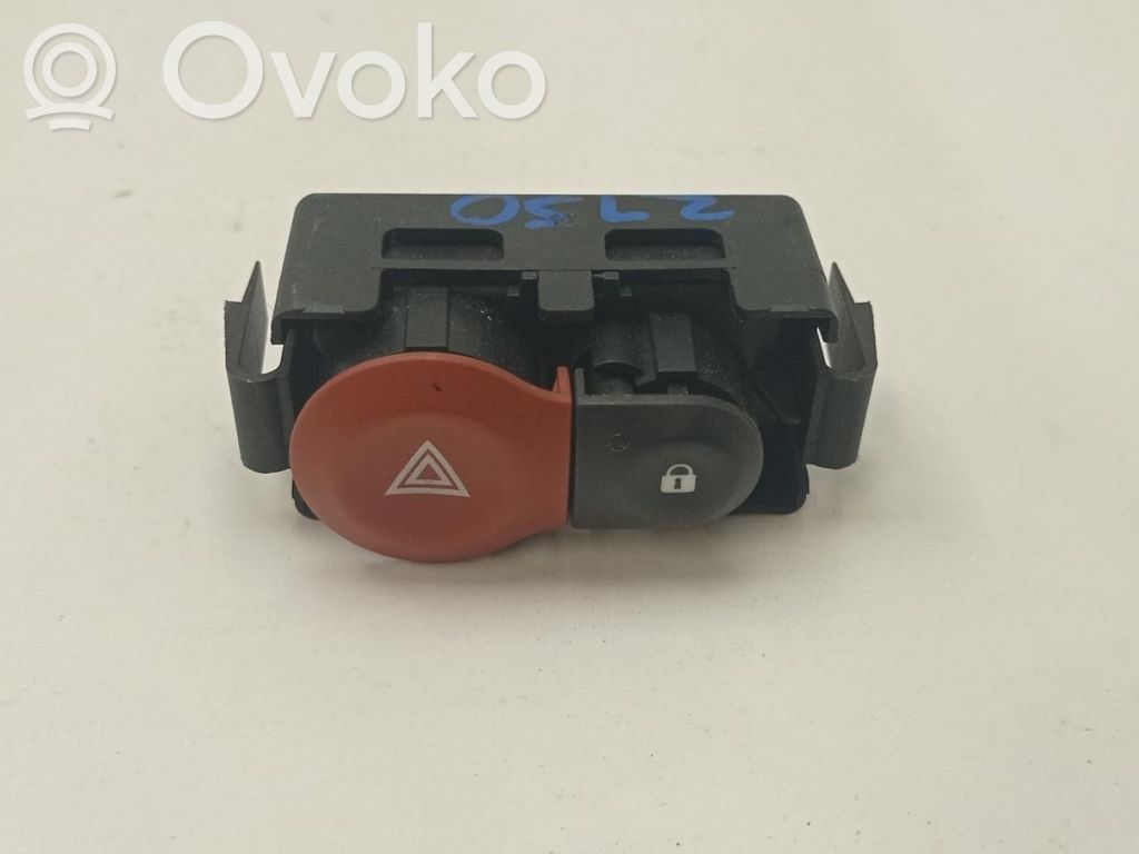 Botón interruptor de luz de peligro   8200214