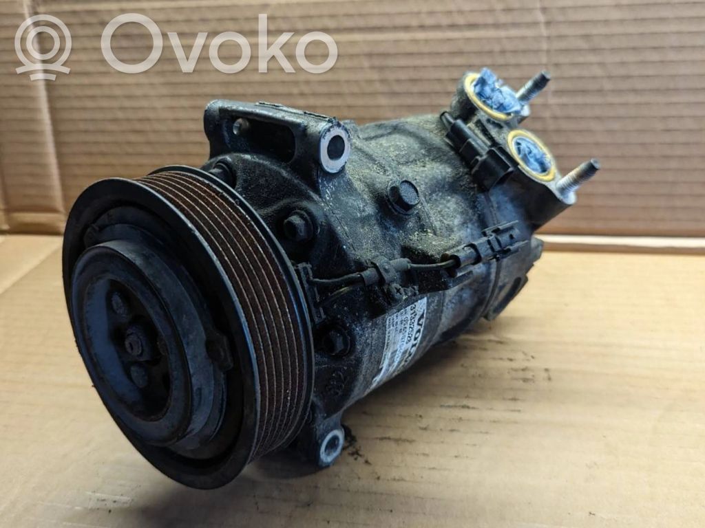 Volvo V60 Kompresor / Sprężarka klimatyzacji A/C 