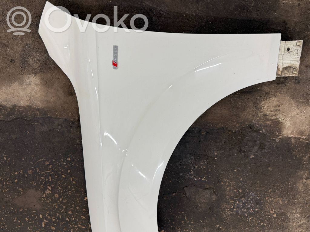 Sparnas   4L0821101