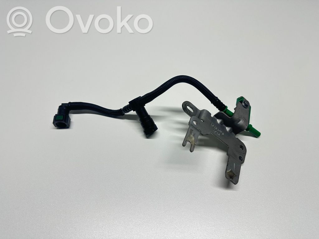 Peugeot Partner III Kita variklio skyriaus detalė 