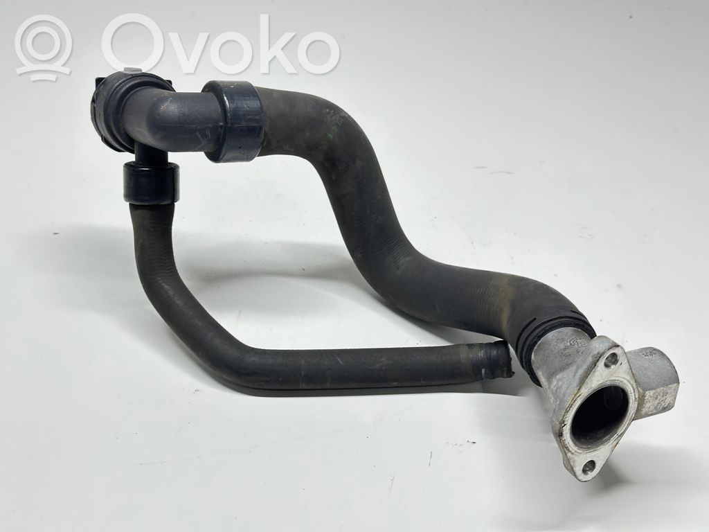 Engine coolant pipe/hose