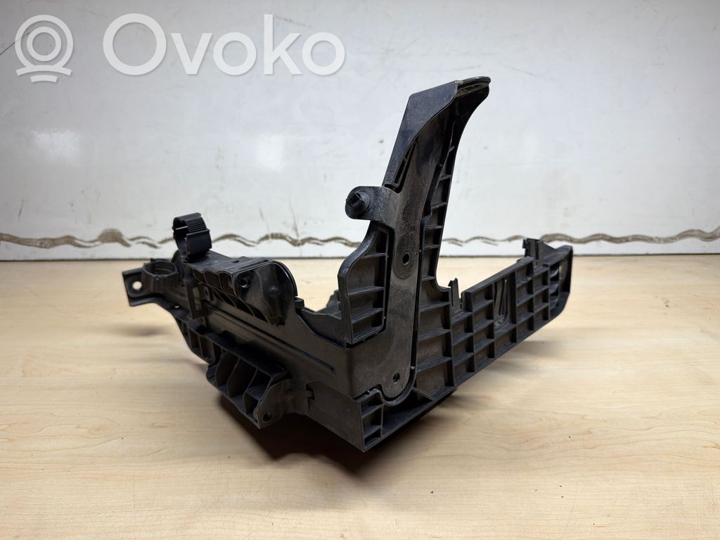 Volkswagen Crafter Altra parte del vano motore 
