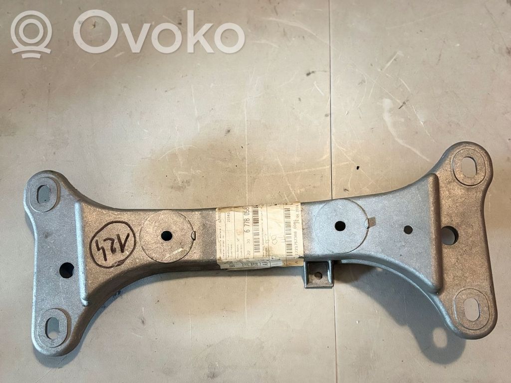 BMW 3 E46 Gearbox mounting bracket 