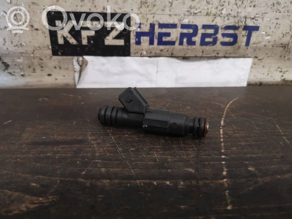 Opel Astra H Inyector de combustible 