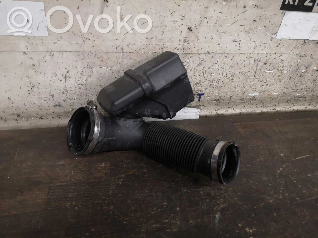 Opel Adam Einzelteil Lufteinlasskanal 
