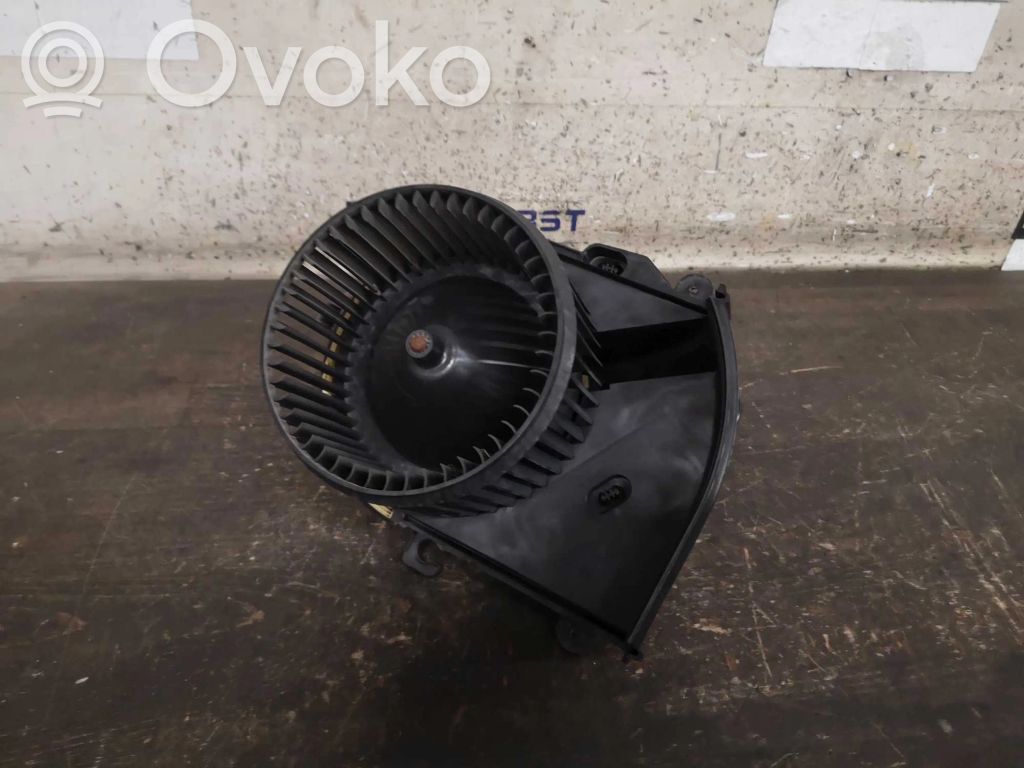 Peugeot Expert Mazā radiatora ventilators 