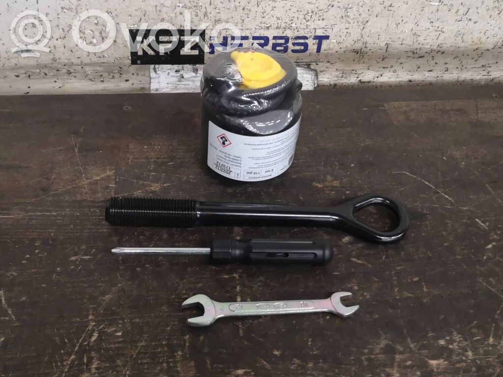 Hyundai i30 Lift Jack 