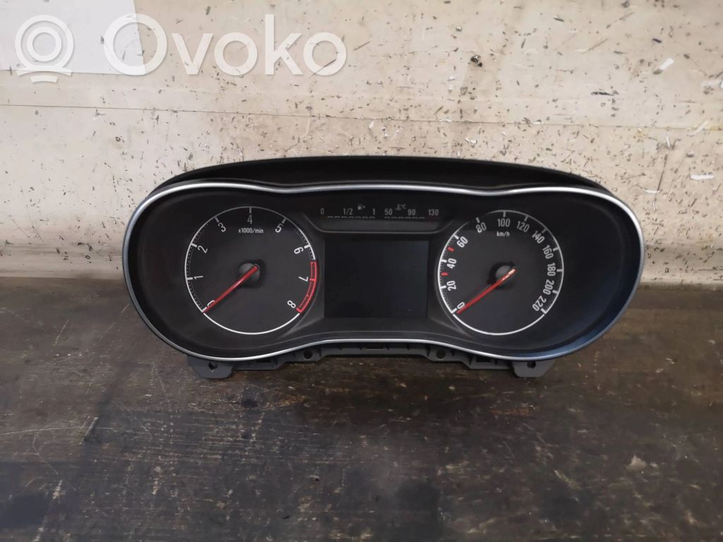 Opel Corsa E Speedometer (instrument cluster) 