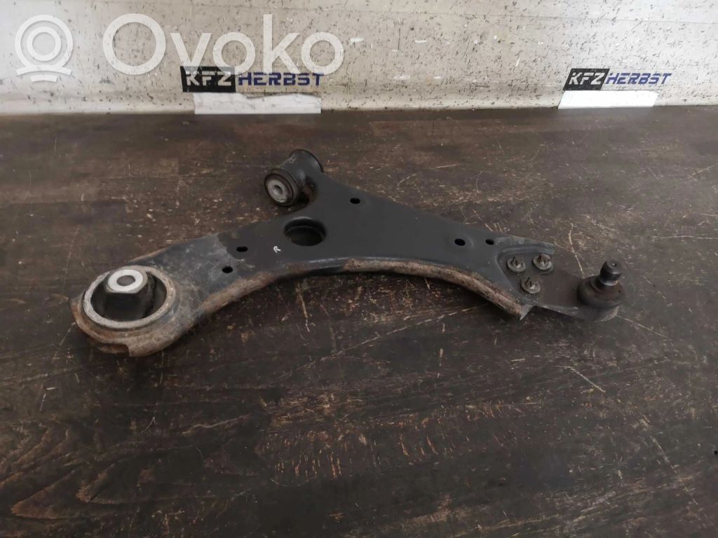 Fiat Tipo Cita veida apakšas detaļa 