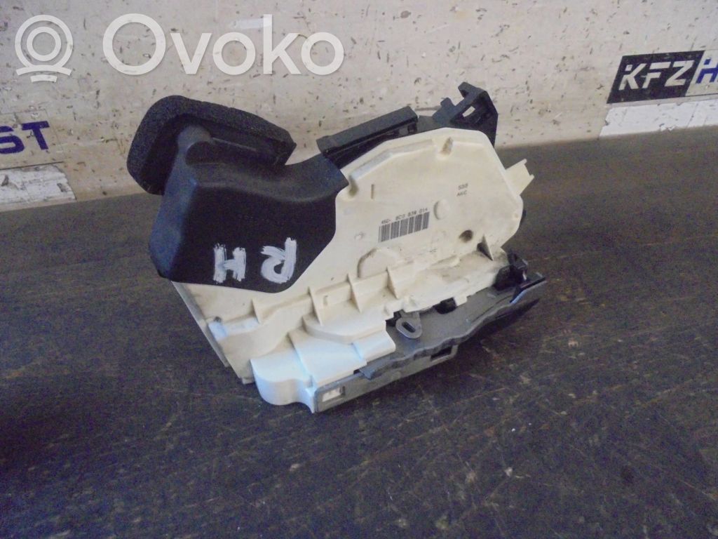 Volkswagen Polo V 6R Zamek drzwi tylnych 