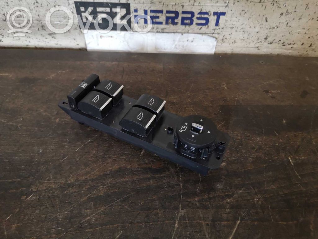 Ford B-MAX Interrupteur commade lève-vitre 
