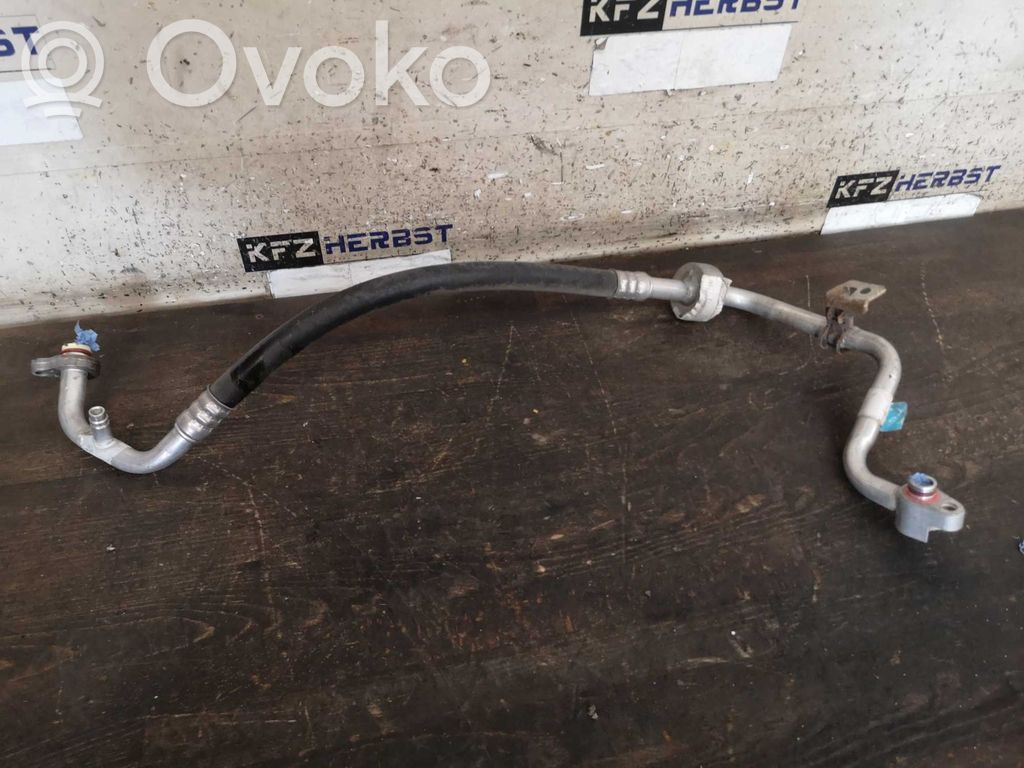 Ford Focus Ilmastointilaitteen putki (A/C) 