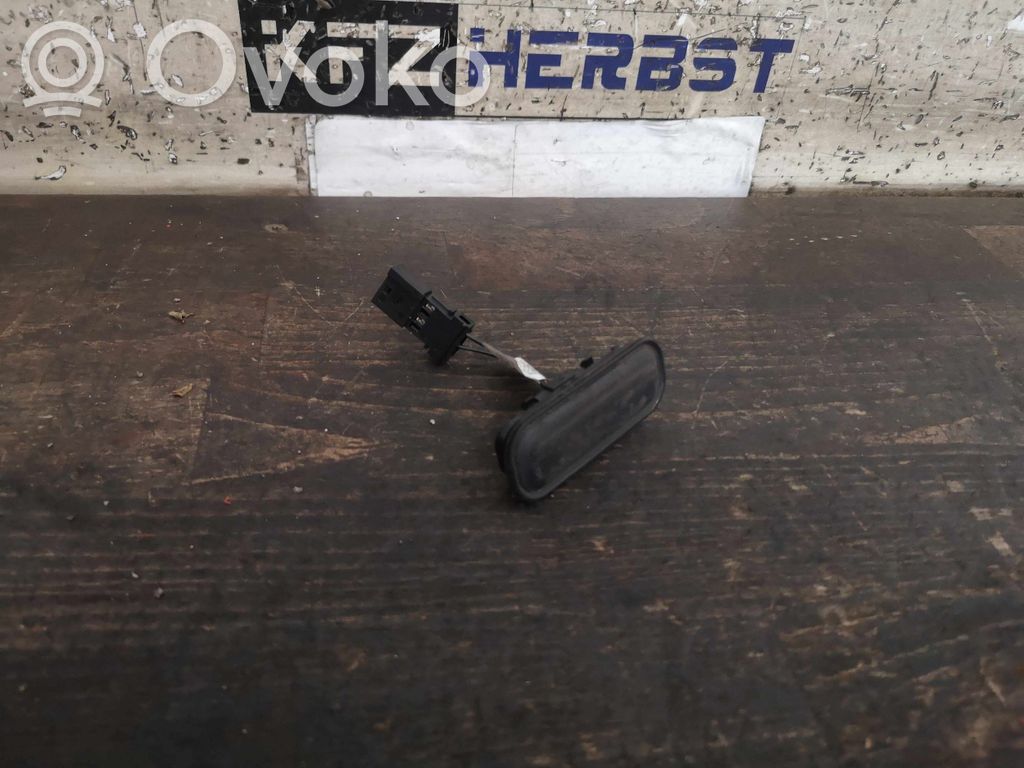 Opel Astra J Fuel tank opening switch 