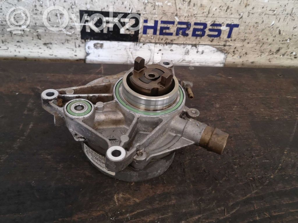 Porsche Panamera (970) Pompe à vide