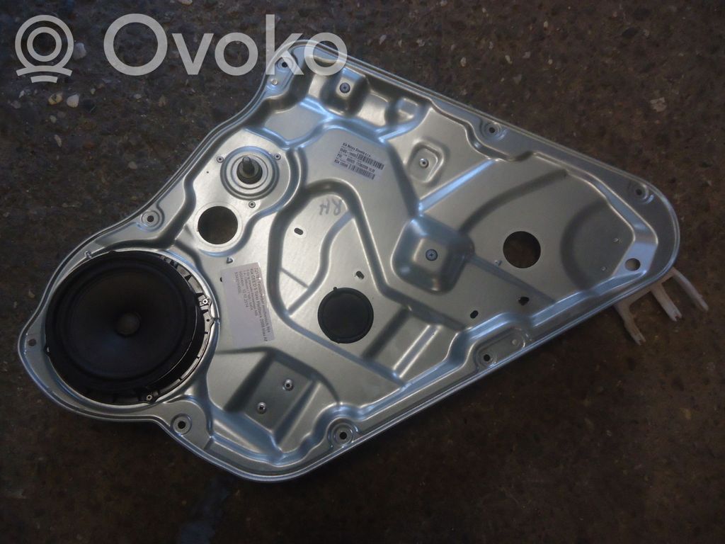 KIA Pro Cee'd I Regulador manual de la ventanilla trasera 