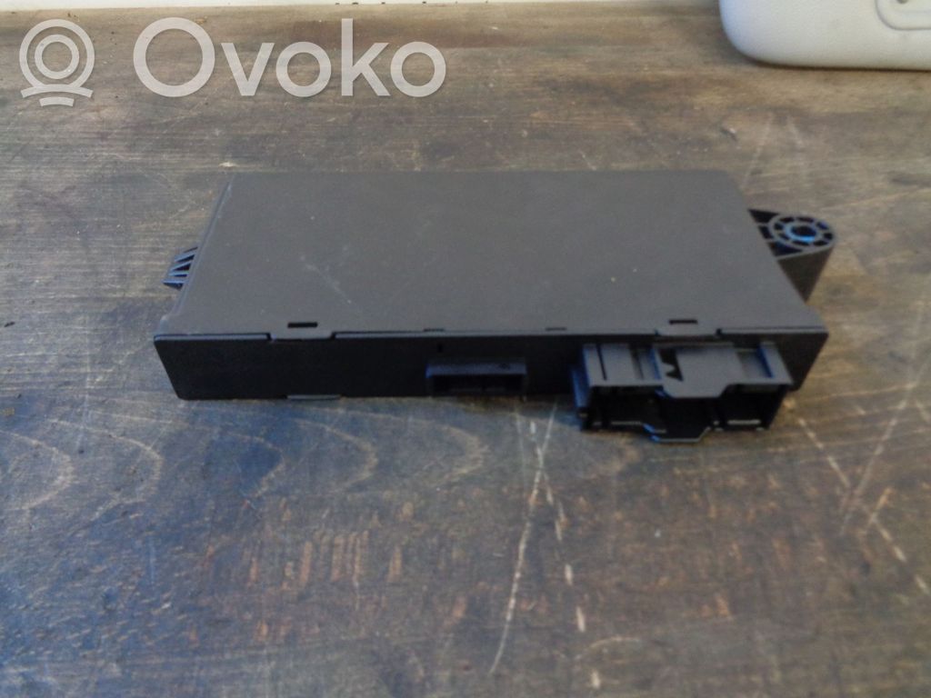 BMW 3 E90 E91 Citu veidu vadības bloki / moduļi 