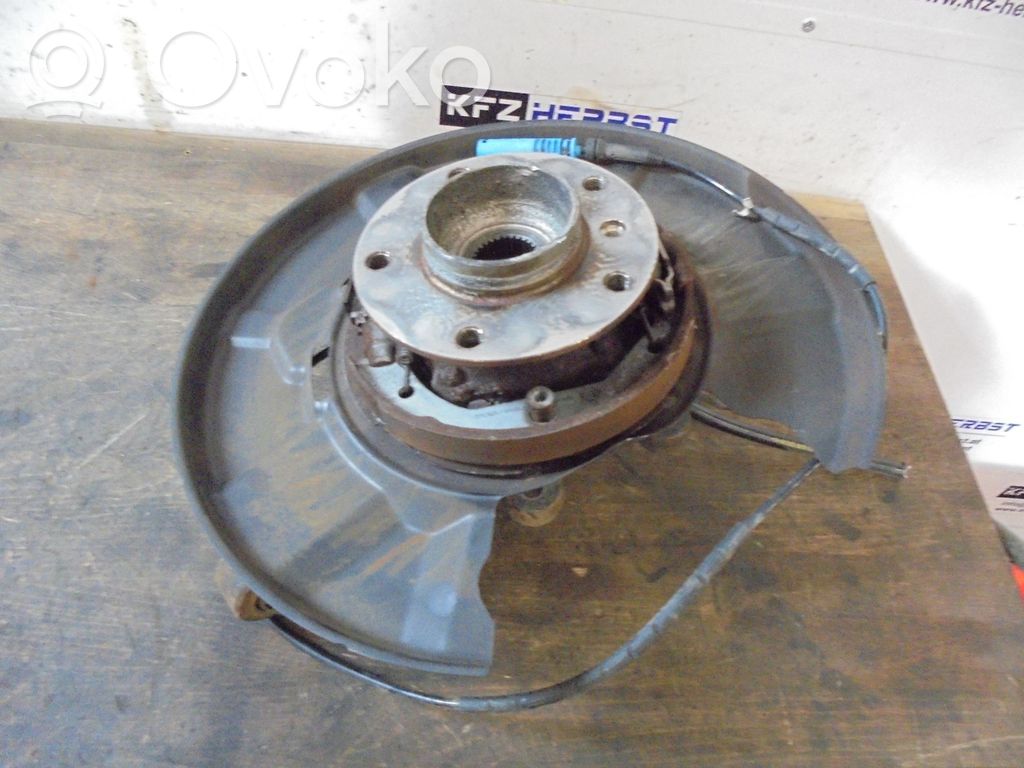 BMW X1 E84 Stub axle 