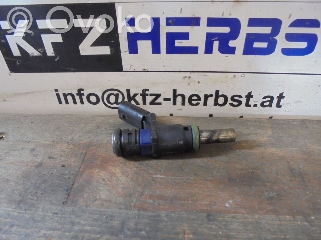 Mercedes-Benz A W169 Inyector de combustible 