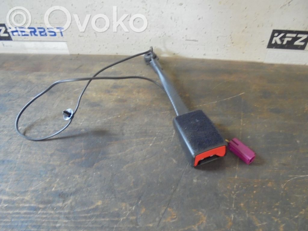 Ford Focus C-MAX Boucle de ceinture de sécurité avant