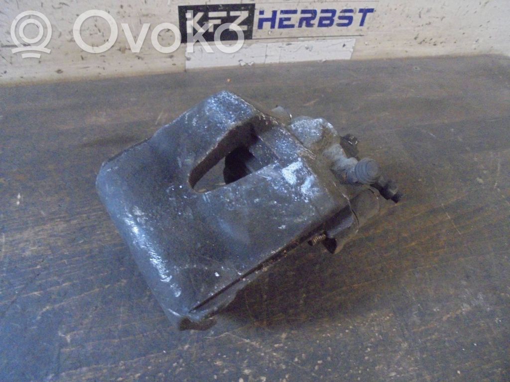 Volkswagen Golf Sportsvan Front brake caliper 