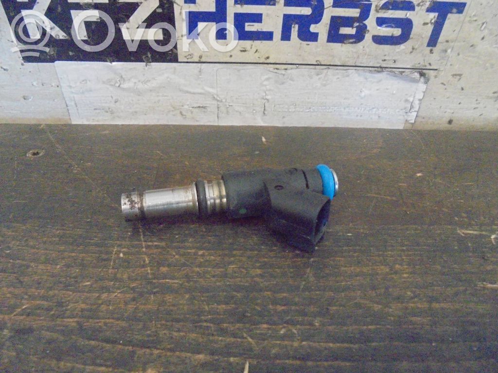 Opel Astra H Inyector de combustible 