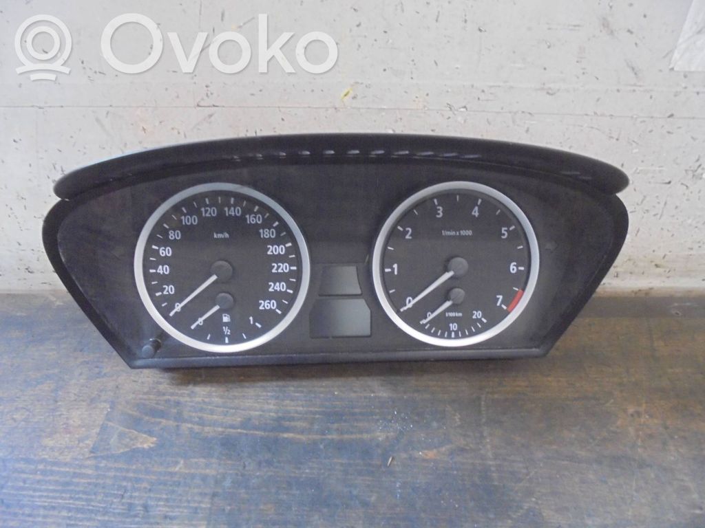 BMW 5 E60 E61 Speedometer (instrument cluster) 