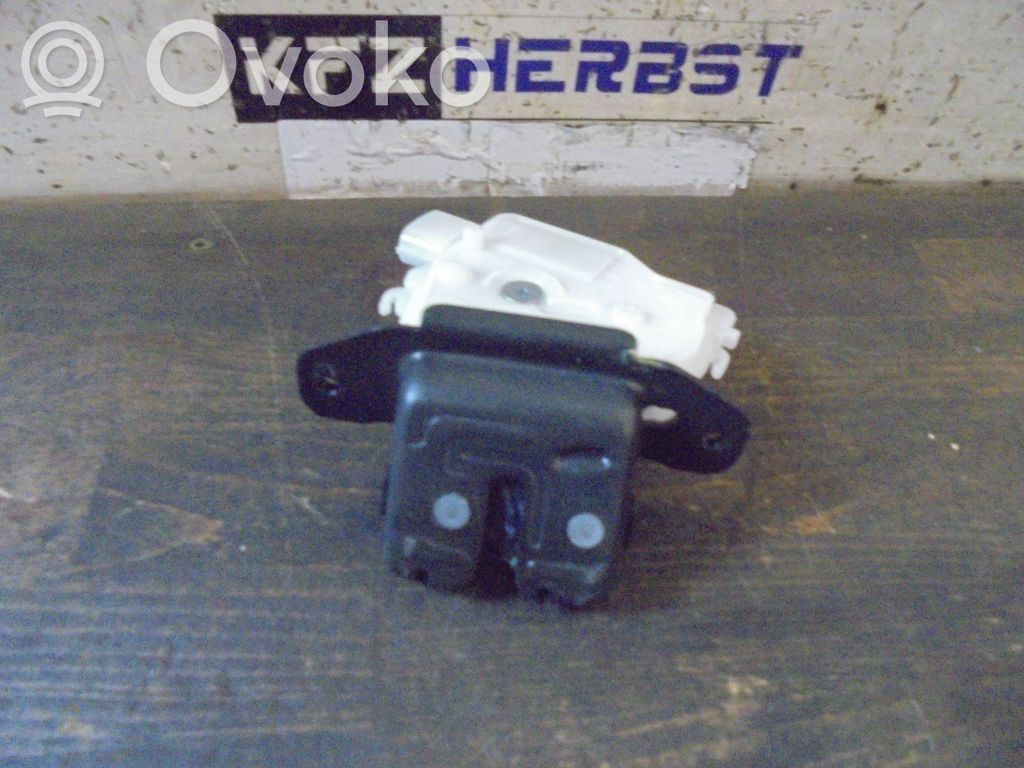 Toyota Auris E180 Încuietoare portbagaj 