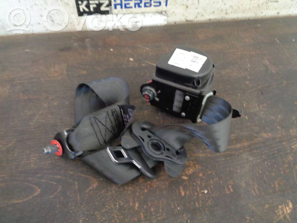 KIA Venga Rear seatbelt 