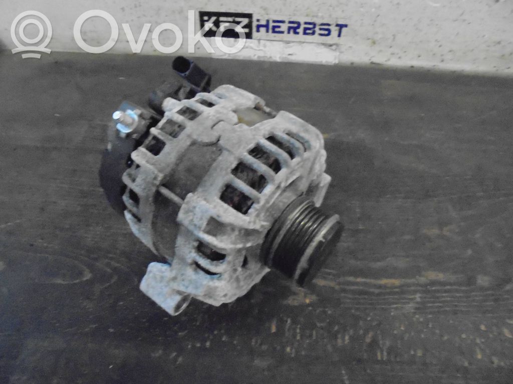 Volvo V40 Ģenerators 